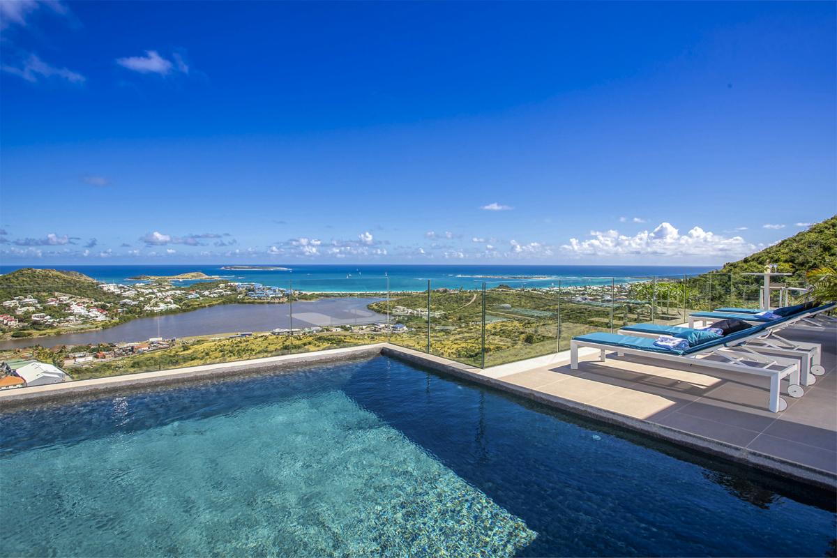 A louer villa 4 chambres Mont Vernon Saint Martin_ Piscine - 8